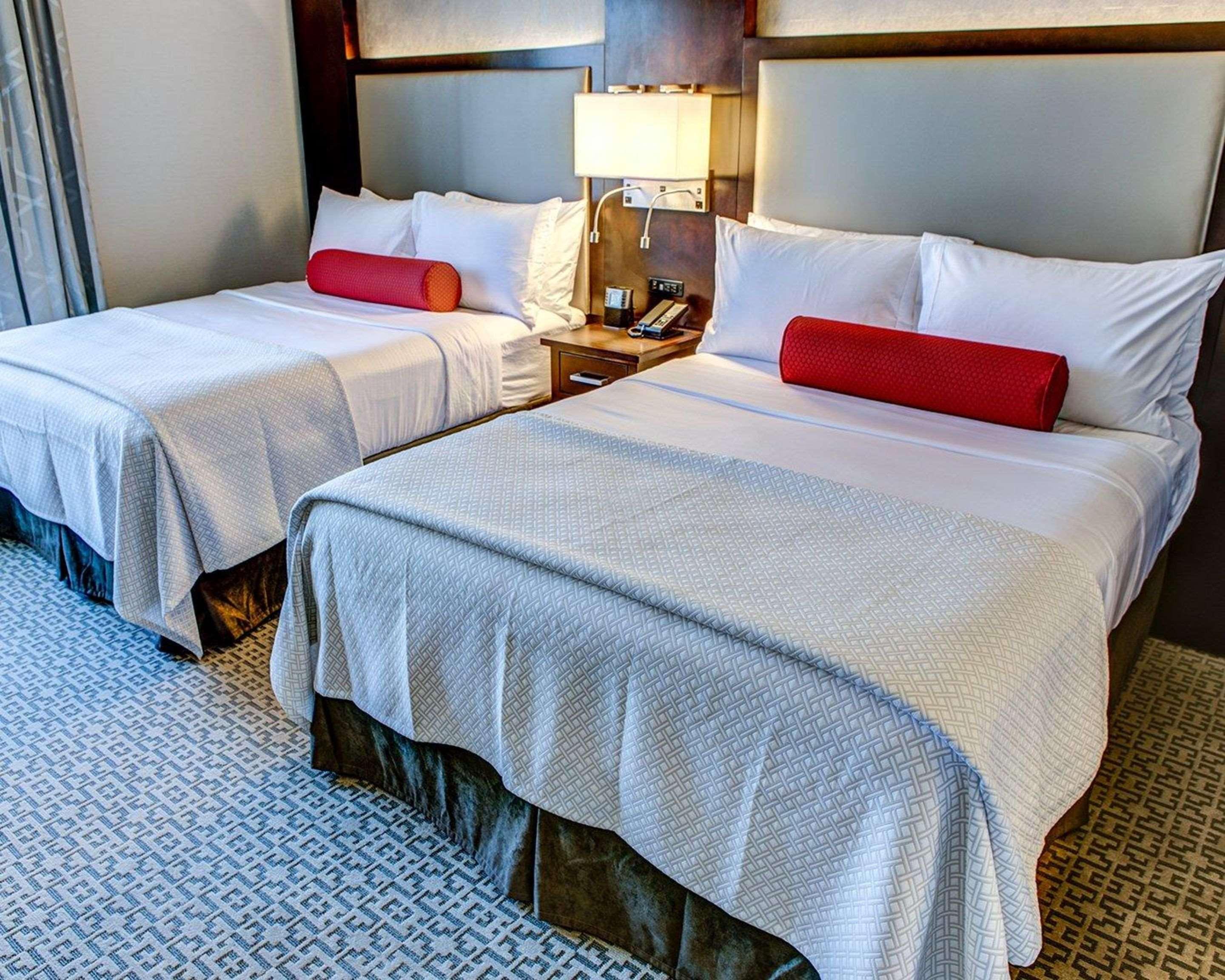 แคมเบรีย โฮเต็ล ไวท์ เพลน - ดาวน์ทาวน์ Hotel ไวท์เพลนส์ ภายนอก รูปภาพ