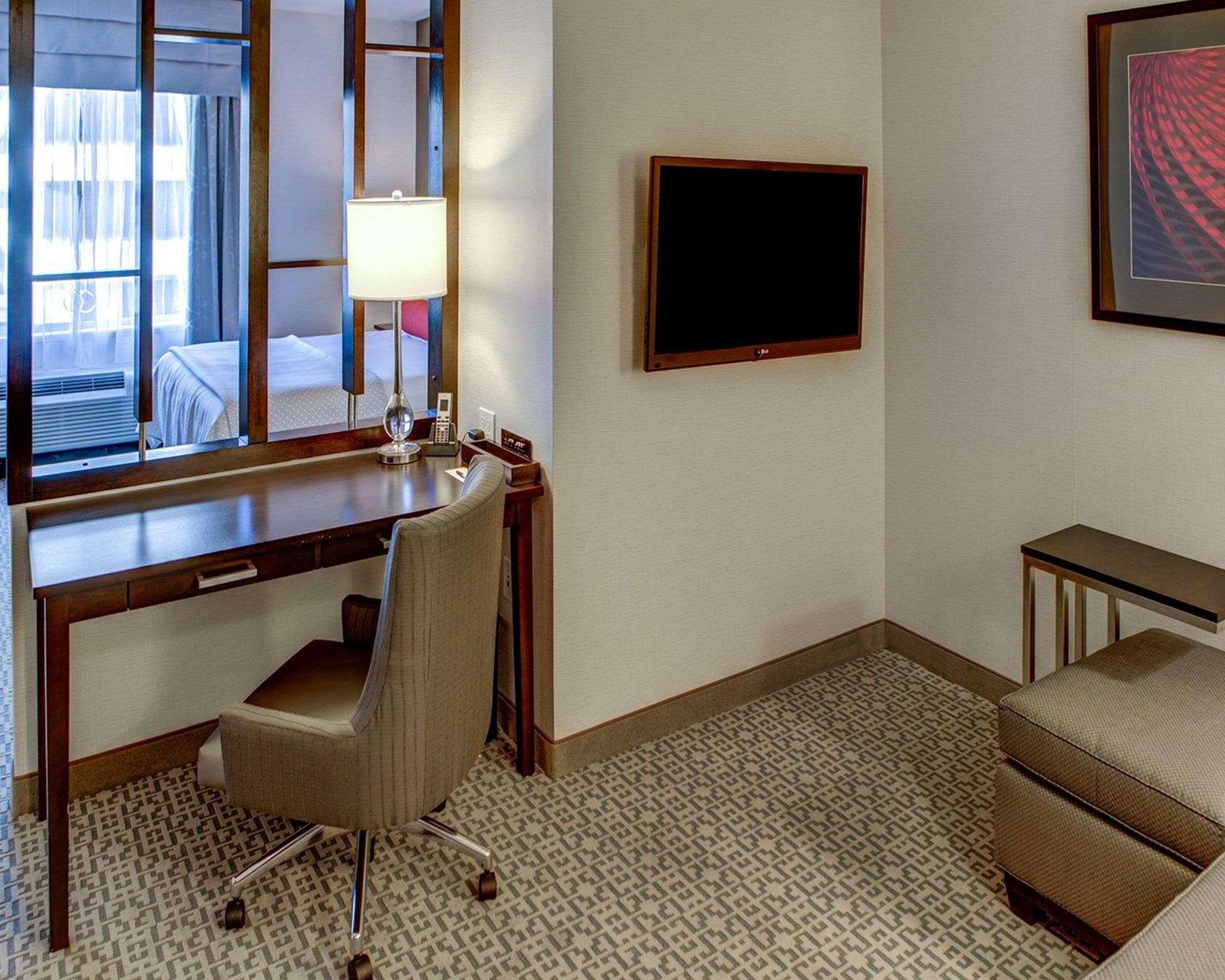 แคมเบรีย โฮเต็ล ไวท์ เพลน - ดาวน์ทาวน์ Hotel ไวท์เพลนส์ ภายนอก รูปภาพ