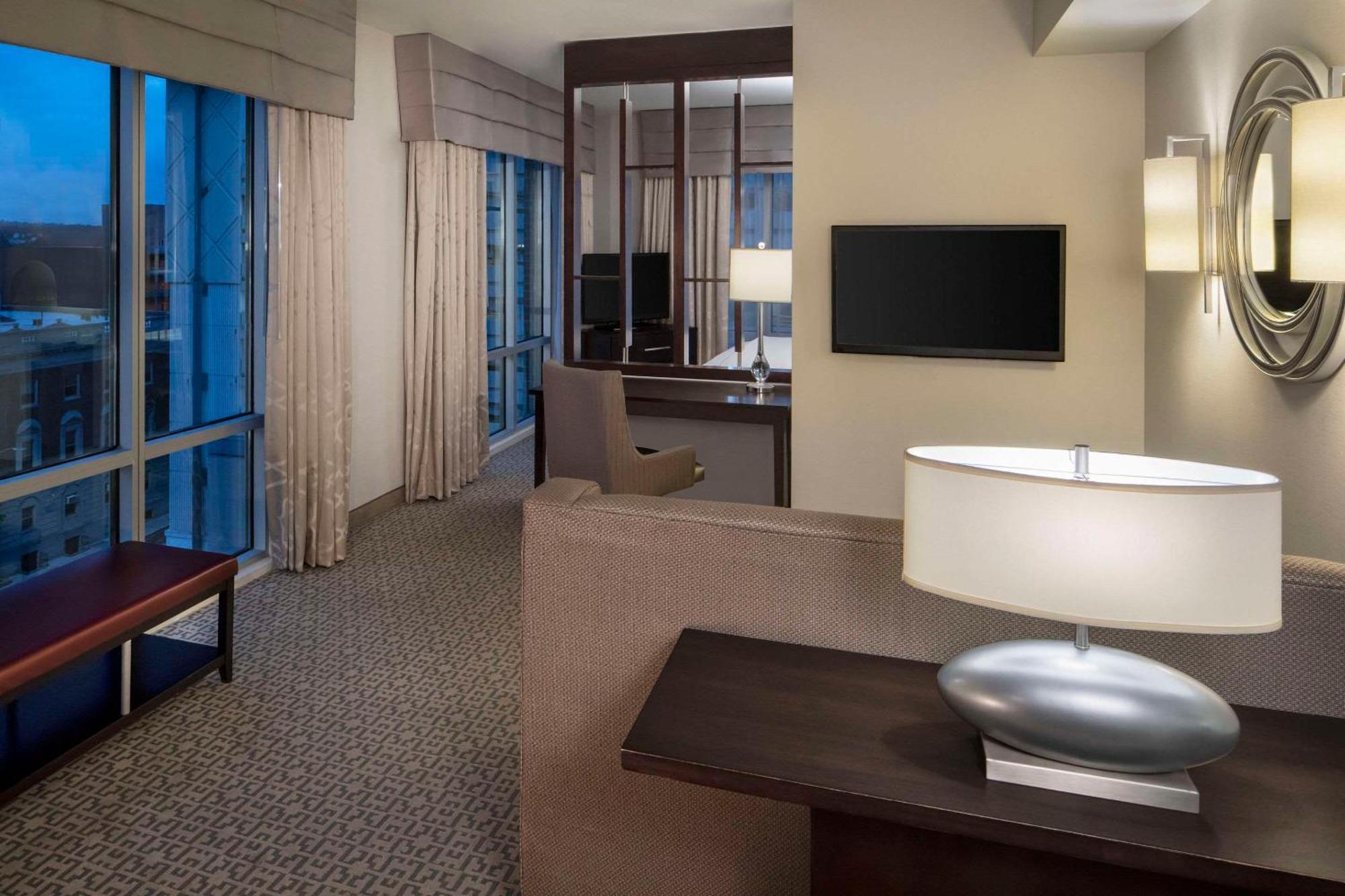 แคมเบรีย โฮเต็ล ไวท์ เพลน - ดาวน์ทาวน์ Hotel ไวท์เพลนส์ ภายนอก รูปภาพ